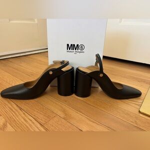 MM6 Maison Martin Margiela Black Leather Slingback Pumps
